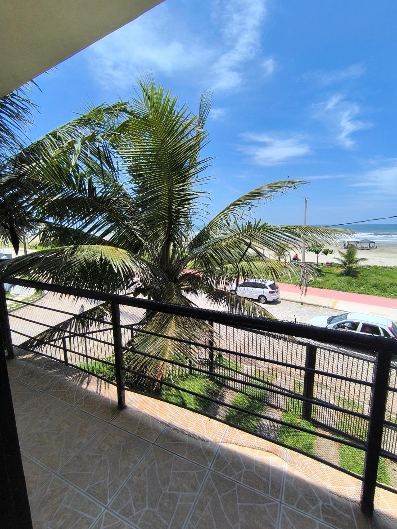 Pousada Beira Mar Peruíbe エクステリア 写真